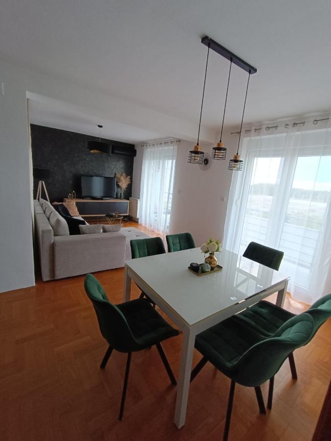 Arena Apartment Осиек Екстериор снимка