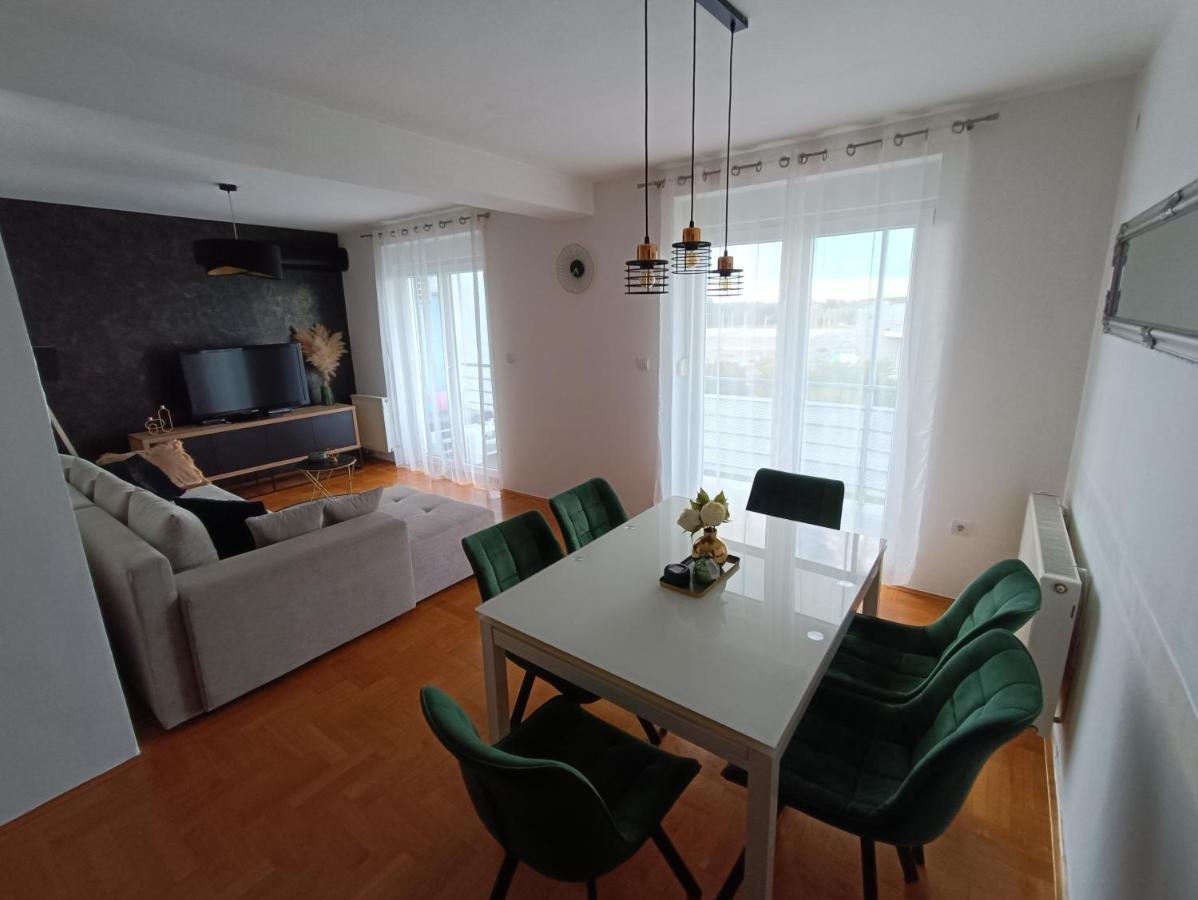 Arena Apartment Осиек Екстериор снимка