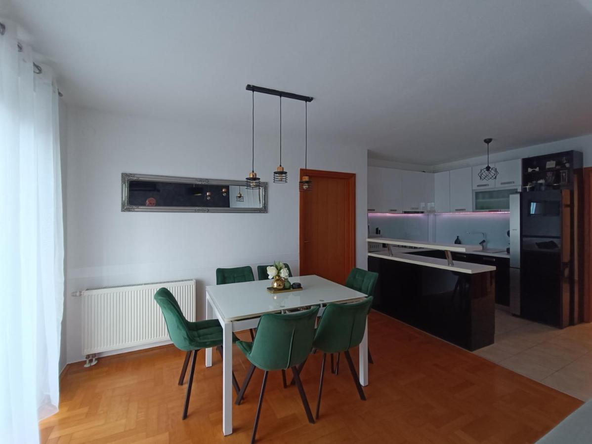 Arena Apartment Осиек Екстериор снимка