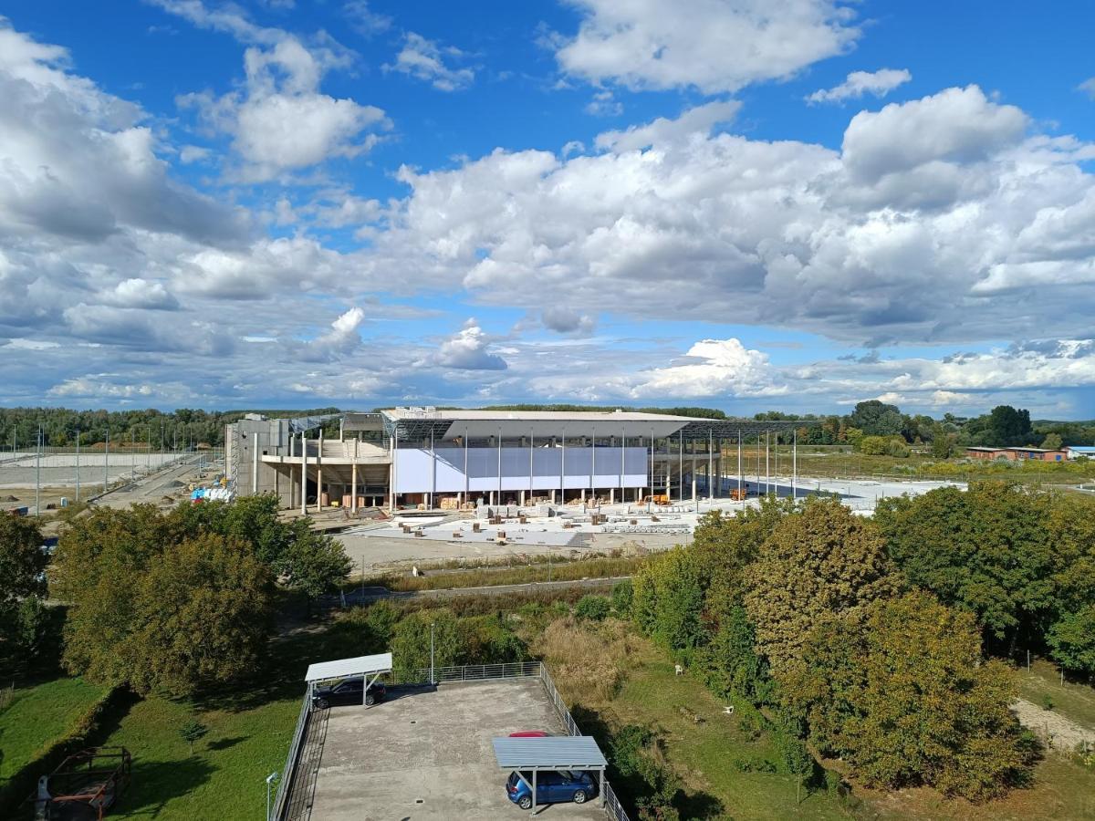Arena Apartment Осиек Екстериор снимка