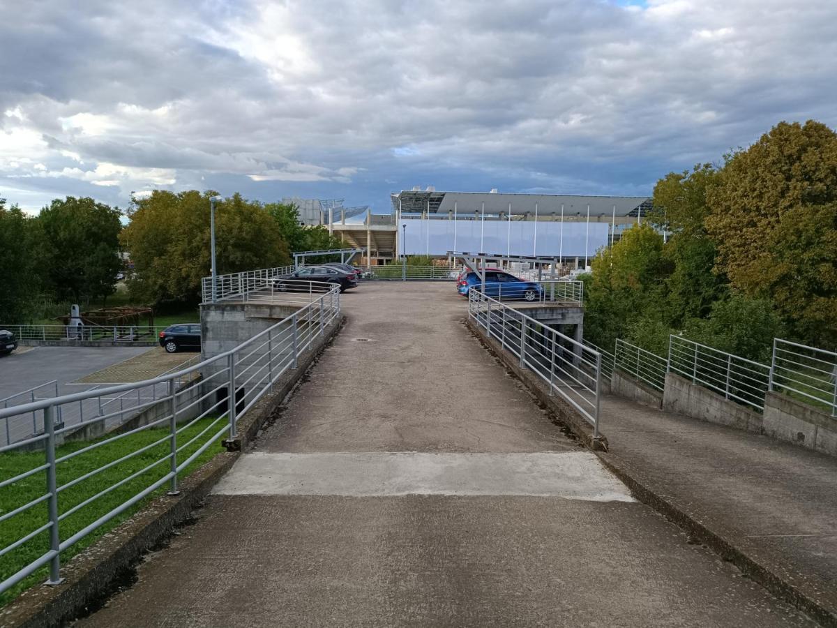 Arena Apartment Осиек Екстериор снимка