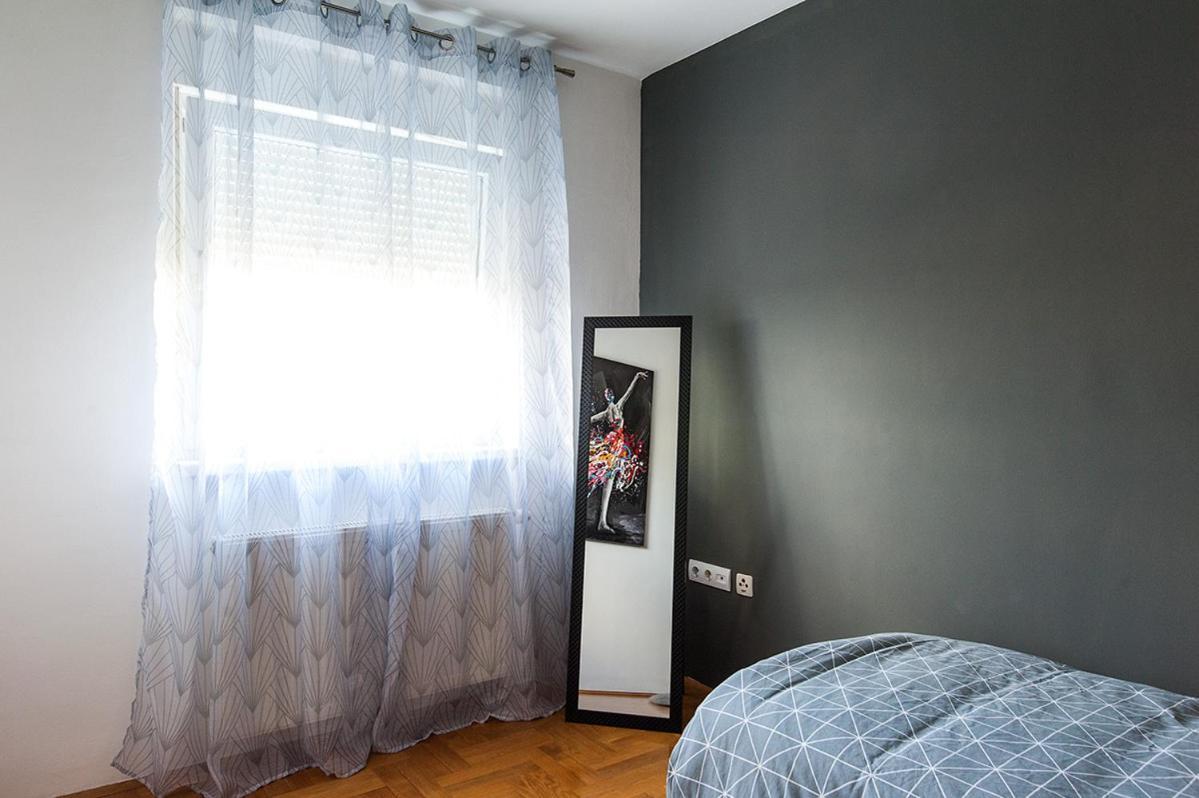 Arena Apartment Осиек Екстериор снимка